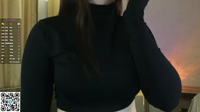 Snapshot of VanessaGrome chatting on September 13, 2025, 7:24 pm VanessaGrome online show from September 13, 2025, 7:24 pm