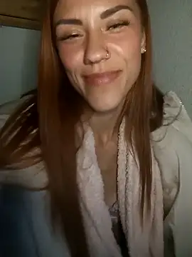 SlimBellaa online show from September 17, 2025, 8:54 pm