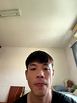 Snapshot of Foxfoxfox4 chatting on October 28, 2025, 3:21 am Foxfoxfox4 online show from October 28, 2025, 3:21 am