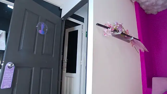 Snapshot of lauren-carterr chatting on September 27, 2025, 11:21 pm lauren-carterr online show from September 27, 2025, 11:21 pm