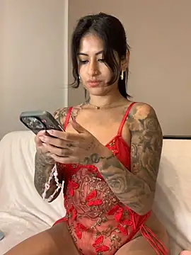 Snapshot of mrskarmaa chatting on October 28, 2025, 4:31 pm mrskarmaa online show from October 28, 2025, 4:31 pm