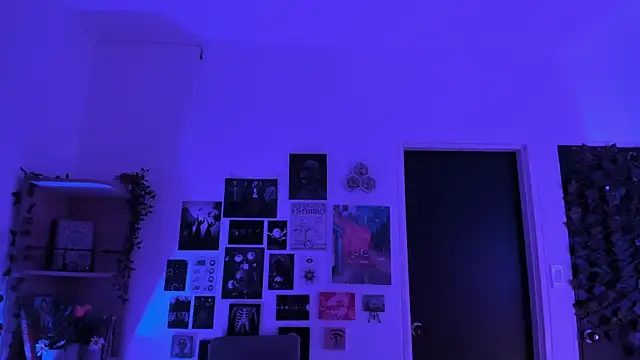 Snapshot of Lana_Herondale chatting on November 2, 2025, 9:06 pm Lana Herondale online show from November 2, 2025, 9:06 pm