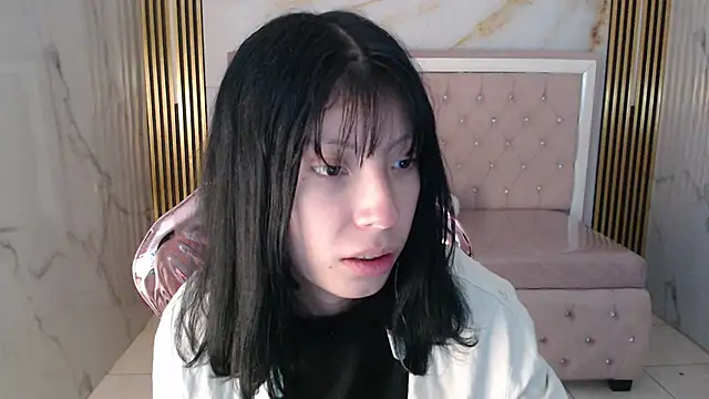 verana s online show from November 17, 2025, 8:03 pm