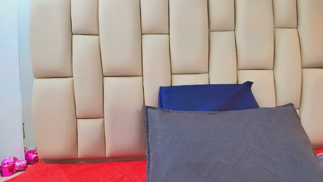 sweet amye online show from December 17, 2025, 7:20 pm