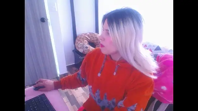 Snapshot of mystica_25 chatting on November 29, 2025, 7:39 pm mystica 25 online show from November 29, 2025, 7:39 pm