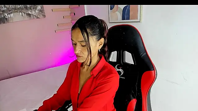 Snapshot of maraiah_petit chatting on September 11, 2025, 7:14 pm maraiah petit online show from September 11, 2025, 7:14 pm