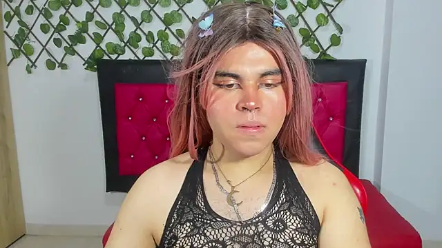 Lady Evelynn online show from October 7, 2025, 1:36 am