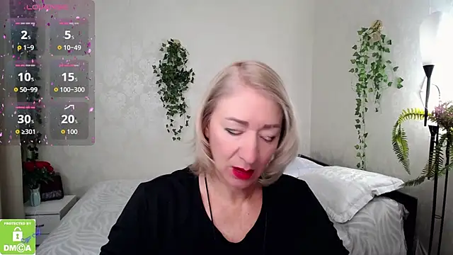 Snapshot of hunters_woman chatting on October 16, 2025, 1:45 pm hunters woman online show from October 16, 2025, 1:45 pm