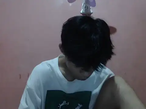 Snapshot of Kyoshi_19 chatting on October 31, 2025, 4:08 pm Kyoshi 19 online show from October 31, 2025, 4:08 pm