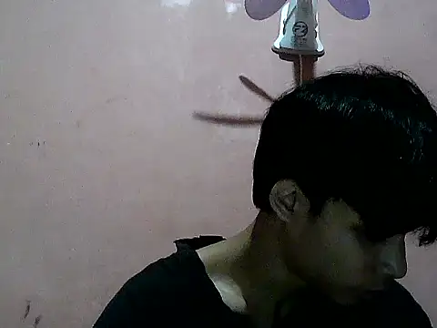 Snapshot of Kyoshi_19 chatting on November 7, 2025, 9:31 am Kyoshi 19 online show from November 7, 2025, 9:31 am