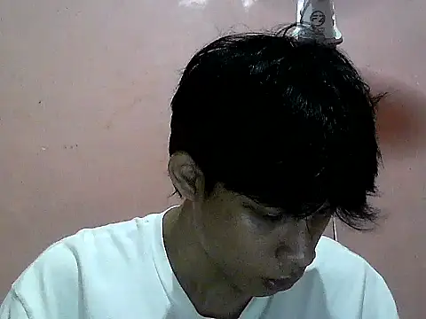 Snapshot of Kyoshi_19 chatting on November 12, 2025, 2:17 pm Kyoshi 19 online show from November 12, 2025, 2:17 pm