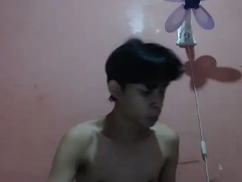 Snapshot of Kyoshi_19 chatting on November 16, 2025, 11:16 am Kyoshi 19 online show from November 16, 2025, 11:16 am