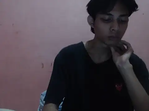 Snapshot of Kyoshi_19 chatting on November 21, 2025, 7:51 am Kyoshi 19 online show from November 21, 2025, 7:51 am