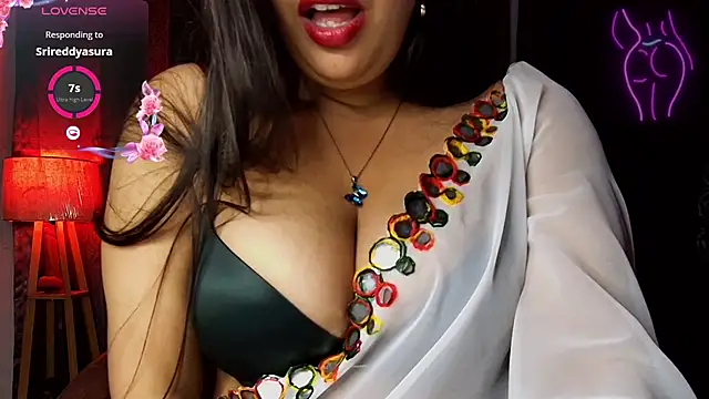 MissNasha online show from November 25, 2025, 1:16 am