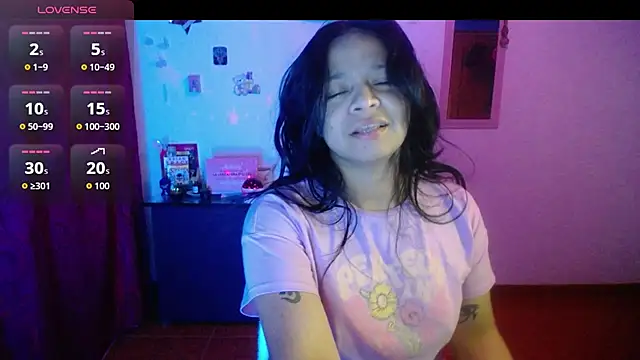 Snapshot of Sara_cute92 chatting on September 28, 2025, 10:20 am Sara cute92 online show from September 28, 2025, 10:20 am