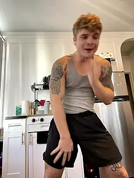 Snapshot of King_Kev_ chatting on October 22, 2025, 5:02 pm King Kev online show from October 22, 2025, 5:02 pm