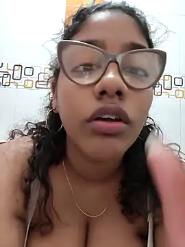 MeliBoobs online show from October 9, 2025, 7:06 am