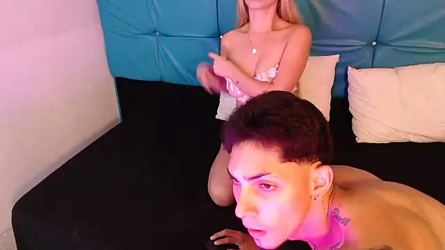 Bunny Petit online show from December 15, 2025, 8:35 pm