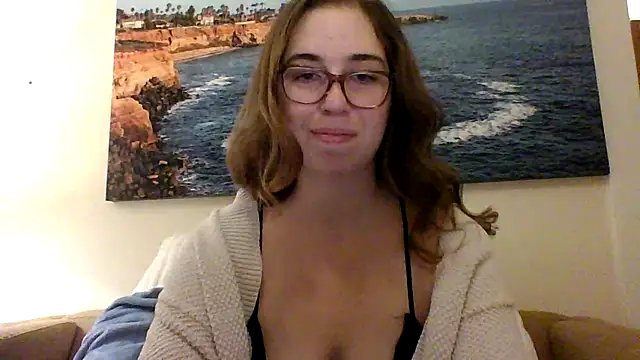 Snapshot of sweetsocalgirl chatting on November 20, 2025, 1:28 am sweetsocalgirl online show from November 20, 2025, 1:28 am