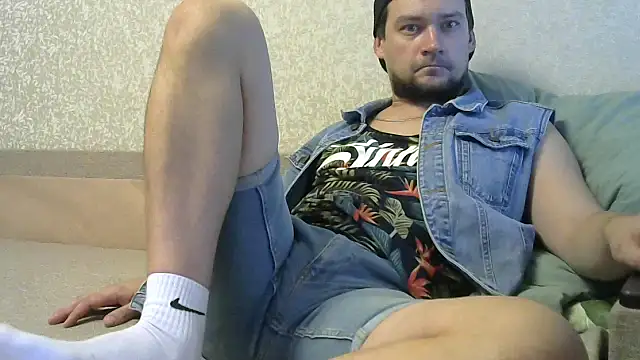 Snapshot of CharlieYeahx chatting on September 26, 2025, 6:45 pm CharlieYeahx online show from September 26, 2025, 6:45 pm