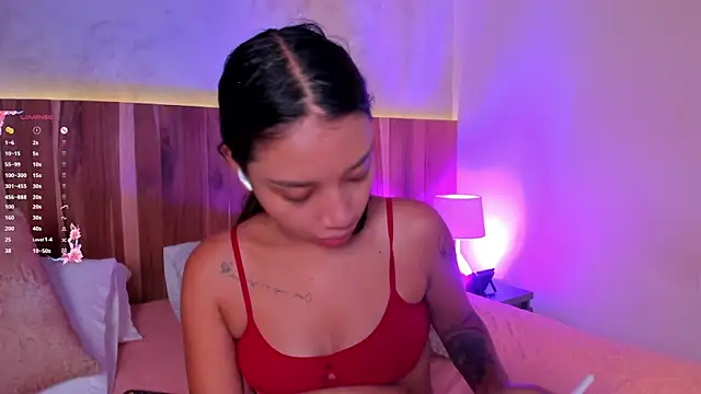 MissPocahontass online show from November 25, 2025, 11:54 am