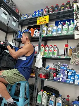 Snapshot of Terra-22cm chatting on October 1, 2025, 5:30 pm Terra-22cm online show from October 1, 2025, 5:30 pm