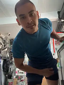 Snapshot of Terra-22cm chatting on November 4, 2025, 3:33 pm Terra-22cm online show from November 4, 2025, 3:33 pm