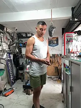 Snapshot of Terra-22cm chatting on November 5, 2025, 3:34 pm Terra-22cm online show from November 5, 2025, 3:34 pm