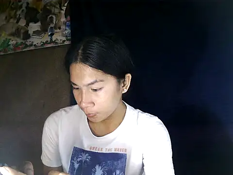 Asian PrettyAle online show from October 1, 2025, 4:02 pm