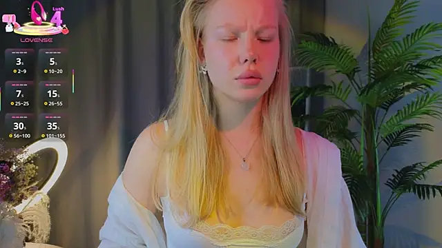 Snapshot of emilyshepar_d chatting on September 25, 2025, 2:04 am emilyshepar d online show from September 25, 2025, 2:04 am