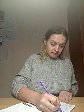 Snapshot of Ami_Foxy chatting on November 19, 2025, 9:53 am Ami Foxy online show from November 19, 2025, 9:53 am