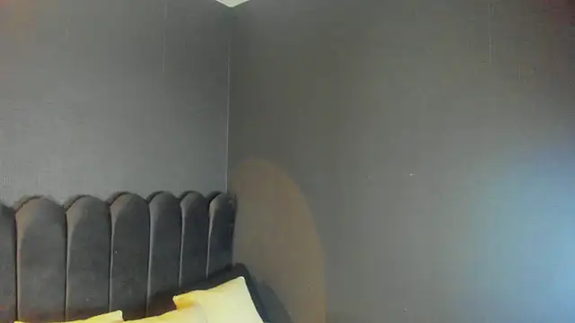 Snapshot of Gina_77 chatting on October 16, 2025, 12:17 pm Gina 77 online show from October 16, 2025, 12:17 pm