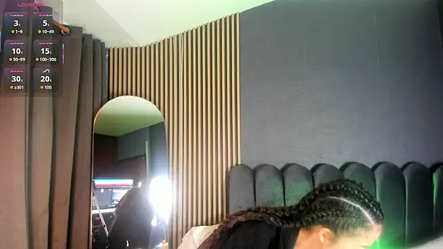 Snapshot of Gina_77 chatting on November 6, 2025, 12:06 pm Gina 77 online show from November 6, 2025, 12:06 pm