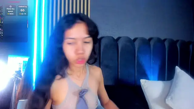 Snapshot of Gina_77 chatting on November 13, 2025, 12:26 pm Gina 77 online show from November 13, 2025, 12:26 pm