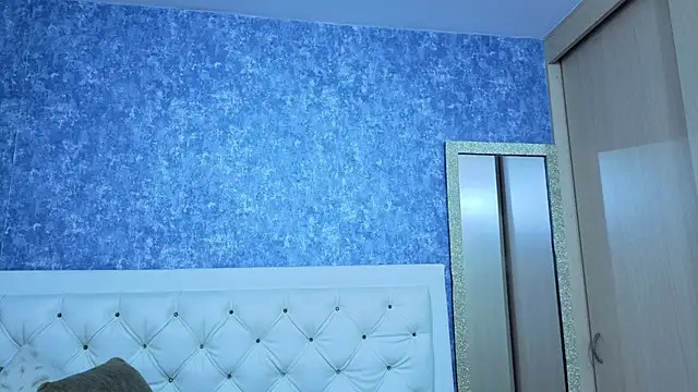 Snapshot of yulissa_girls chatting on September 25, 2025, 6:00 pm yulissa girls online show from September 25, 2025, 6:00 pm