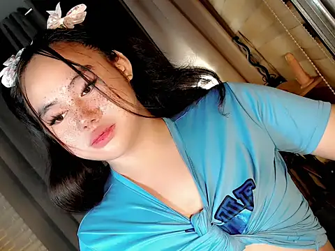 Snapshot of ursexy_ceciliaxx chatting on October 19, 2025, 4:07 pm ursexy ceciliaxx online show from October 19, 2025, 4:07 pm