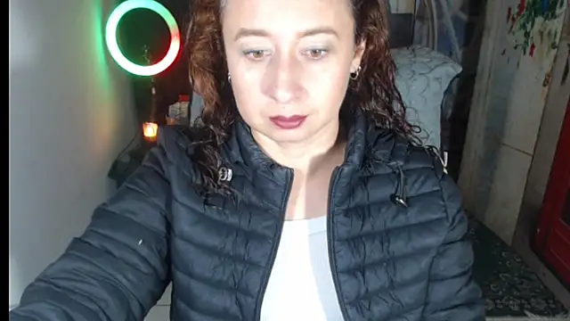 Milf Valeria online show from November 6, 2025, 2:18 pm