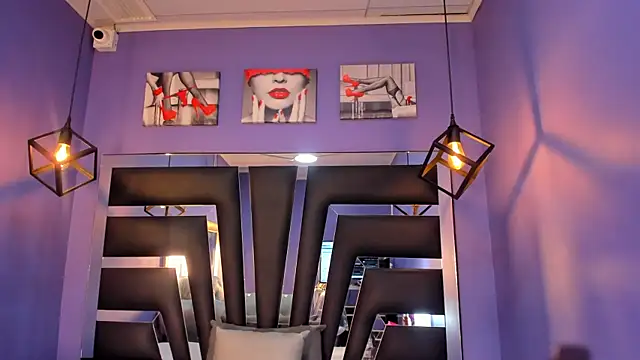 Snapshot of anne-brown13 chatting on October 3, 2025, 8:06 pm anne-brown13 online show from October 3, 2025, 8:06 pm