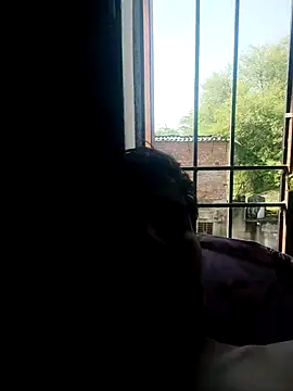 Snapshot of Sweetfucker_ chatting on September 22, 2025, 3:41 am Sweetfucker  online show from September 22, 2025, 3:41 am