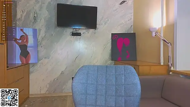 miss bubbles  online show from December 14, 2025, 12:49 am