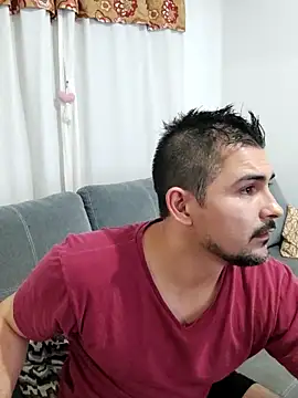 Bradd 32 online show from September 9, 2025, 1:49 am