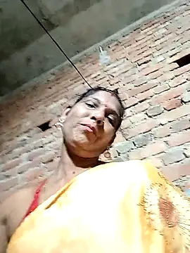 Savita992 online show from October 3, 2025, 2:47 pm