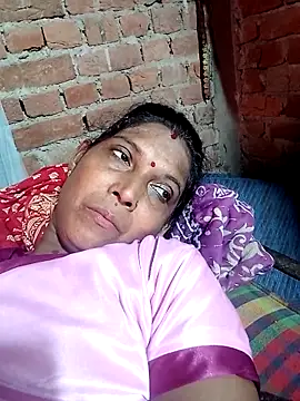 Savita992 online show from October 8, 2025, 4:32 am