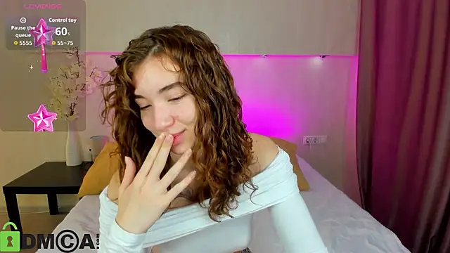 Snapshot of Adelina_Bliss chatting on November 16, 2025, 11:21 pm Adelina Bliss online show from November 16, 2025, 11:21 pm