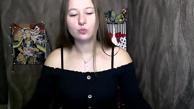 Linda S  online show from September 23, 2025, 9:12 am