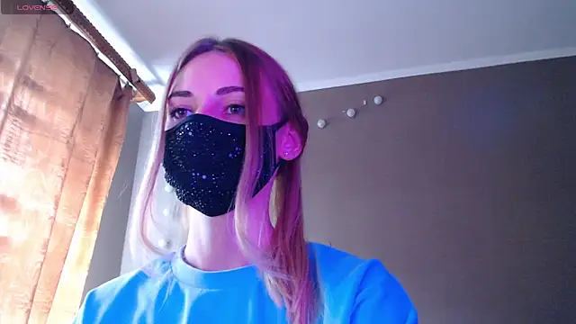 Snapshot of Iris_lave chatting on September 9, 2025, 1:54 pm Iris lave online show from September 9, 2025, 1:54 pm