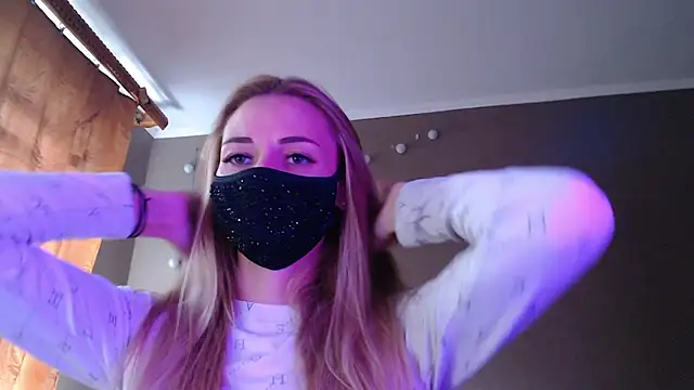 Snapshot of Iris_lave chatting on September 30, 2025, 2:22 pm Iris lave online show from September 30, 2025, 2:22 pm