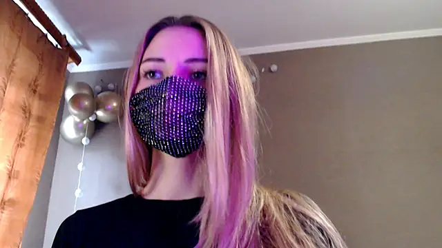 Snapshot of Iris_lave chatting on November 24, 2025, 11:43 am Iris lave online show from November 24, 2025, 11:43 am