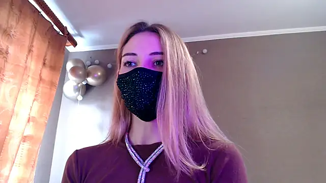 Snapshot of Iris_lave chatting on November 27, 2025, 12:40 pm Iris lave online show from November 27, 2025, 12:40 pm