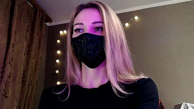 Snapshot of Iris_lave chatting on November 29, 2025, 5:05 pm Iris lave online show from November 29, 2025, 5:05 pm